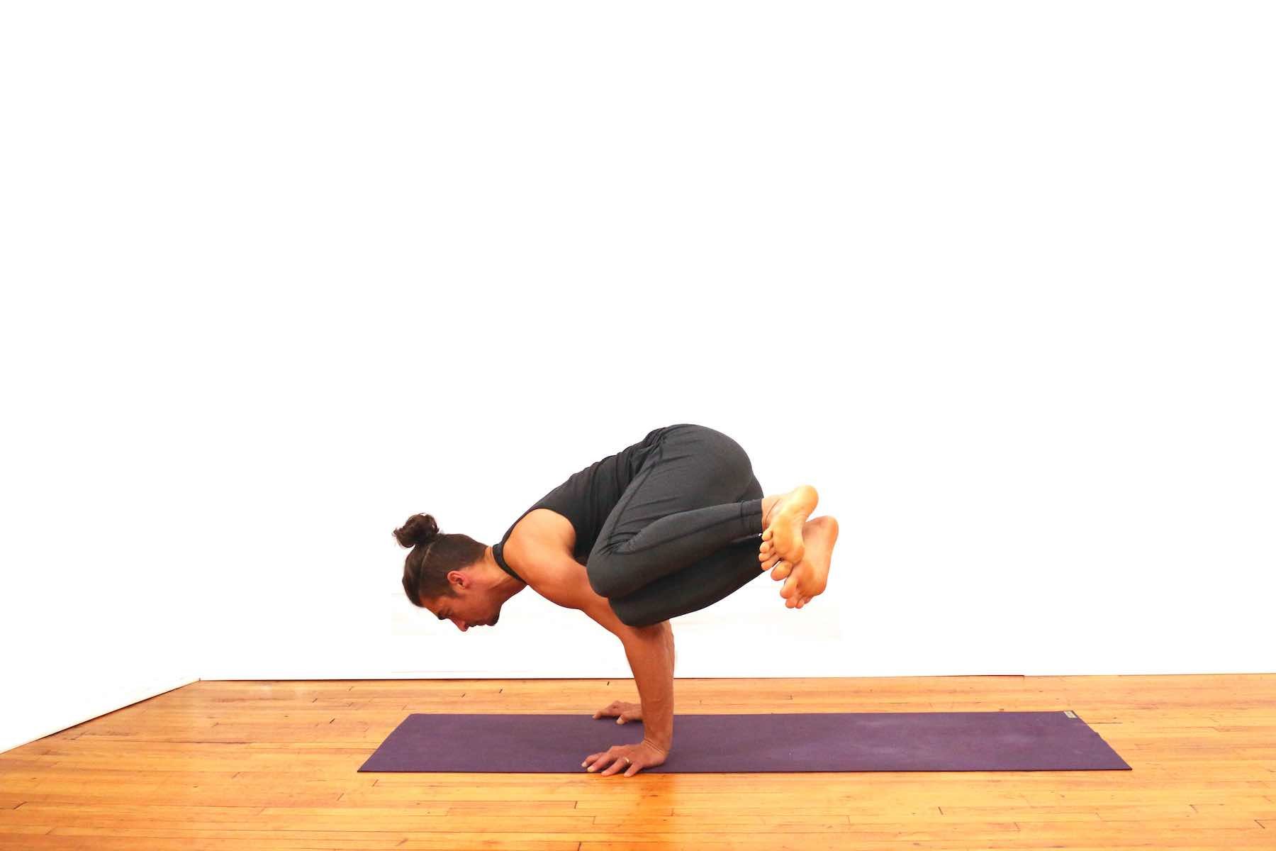 sidecrow yoga for full body bliss